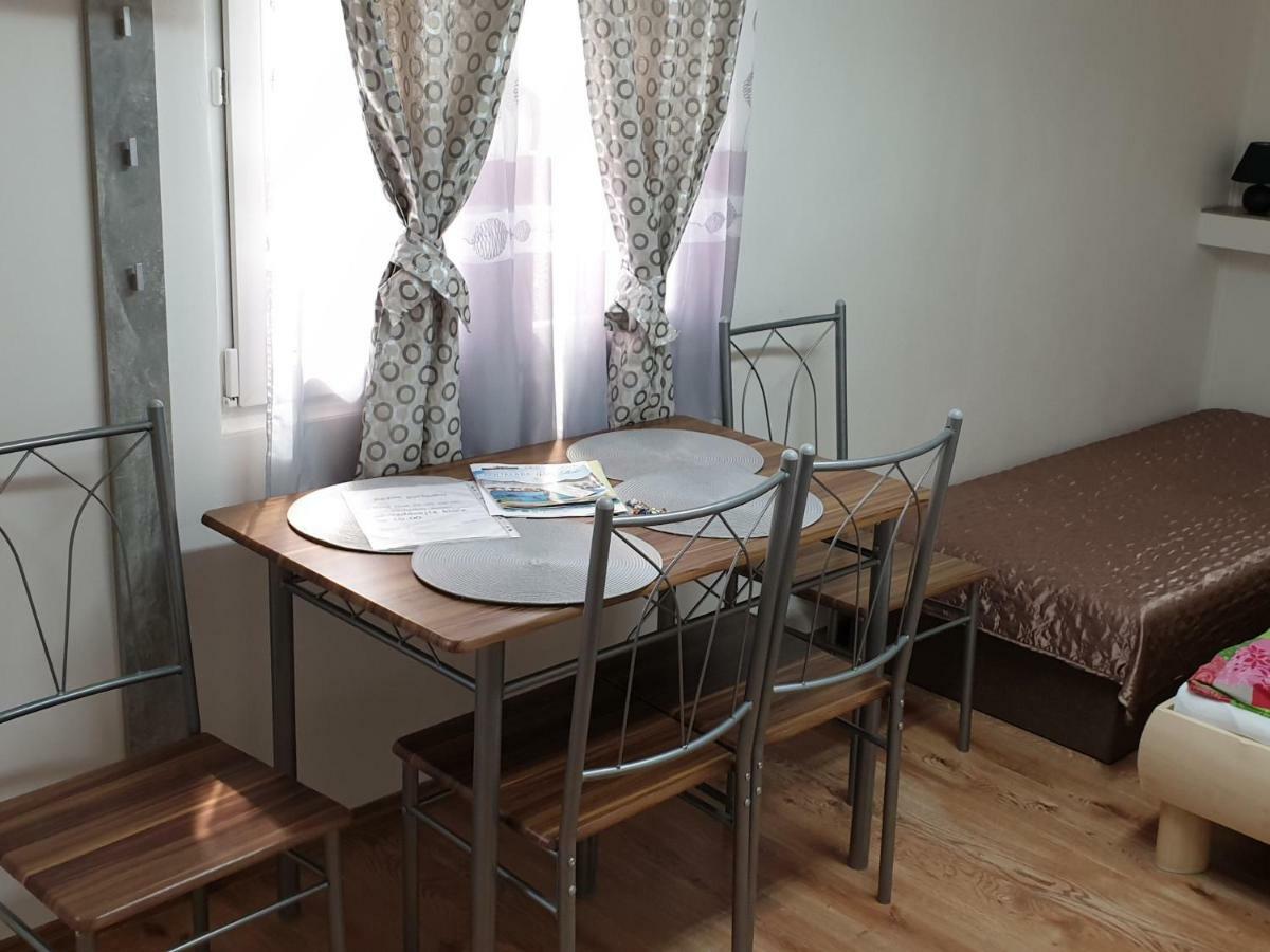 Melanie Apartman Veľký Meder Exterior foto